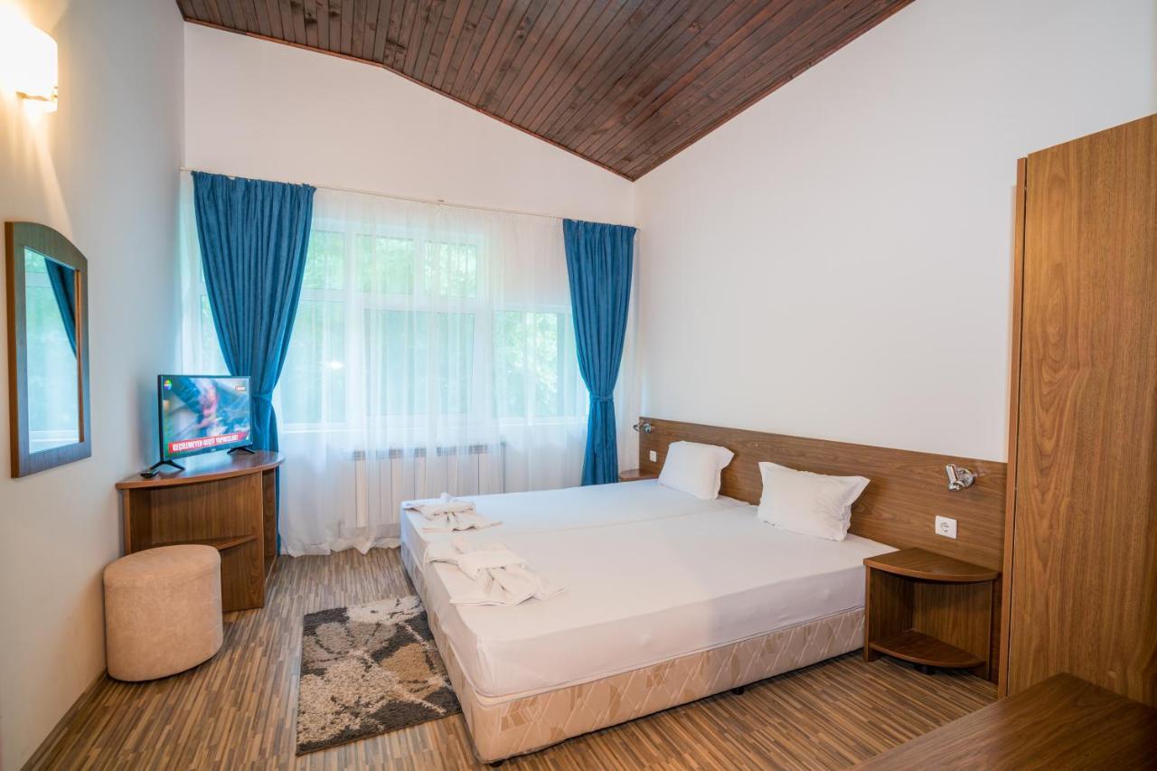Family Park Hotel Kyoshkove Sjumen Eksteriør billede