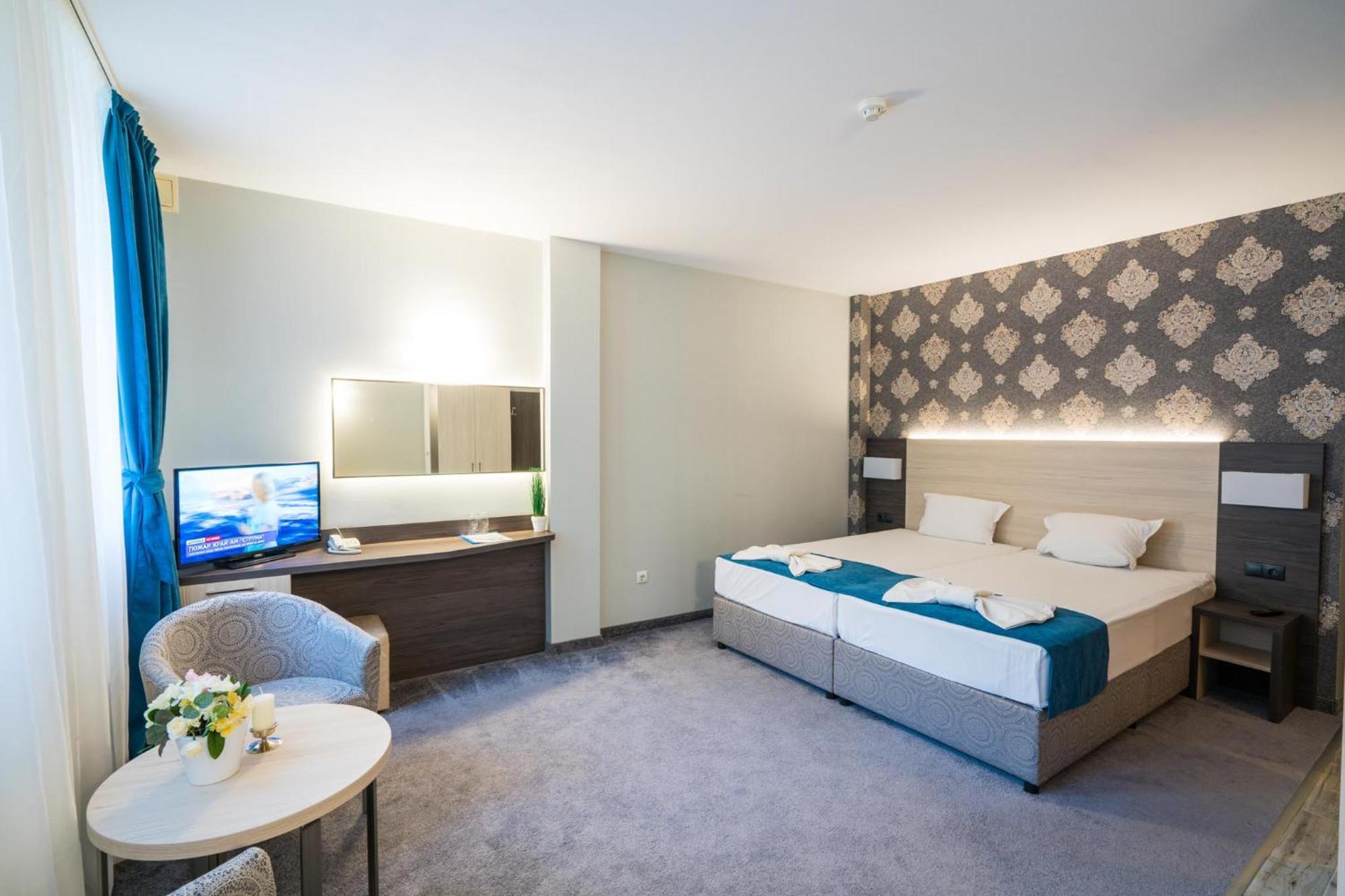 Family Park Hotel Kyoshkove Sjumen Eksteriør billede